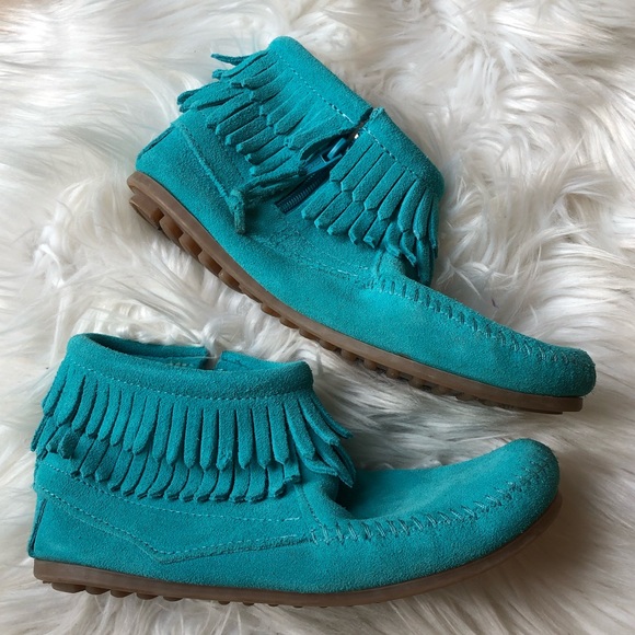 Minnetonka Shoes - Minnetonka womens 6.5/ kids 4 teal booties